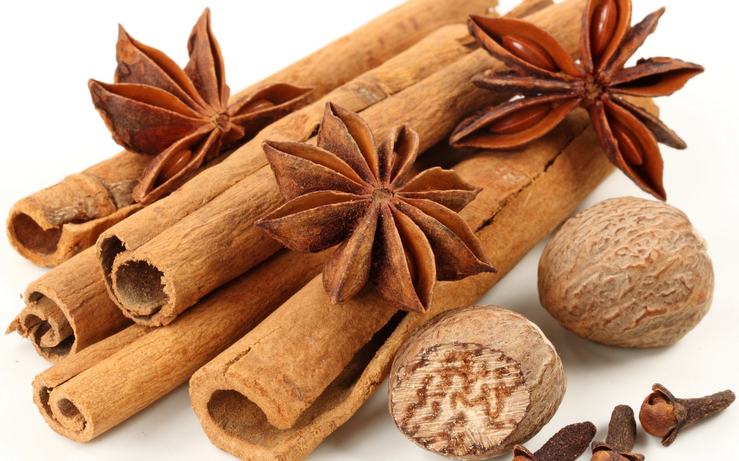 عرق دارچین آریا گل طبیعت گرم خواص